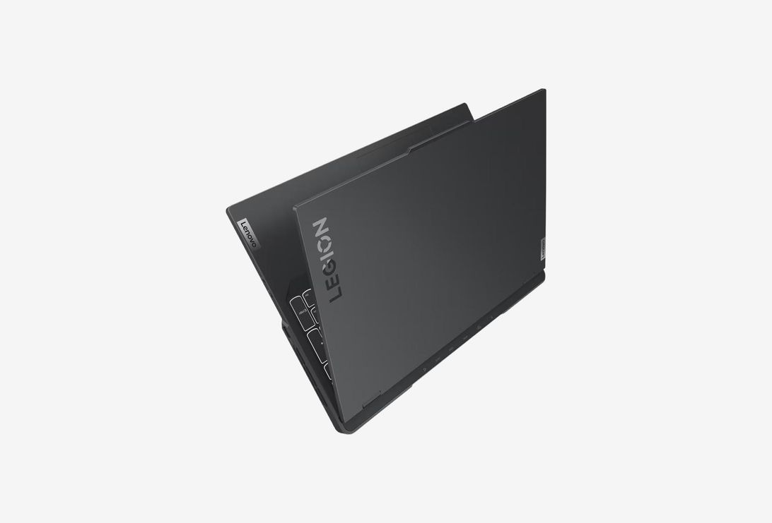 82WM00FVRK_0926312100203