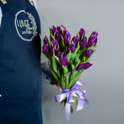 Фиолетовые тюльпаны под ленту
