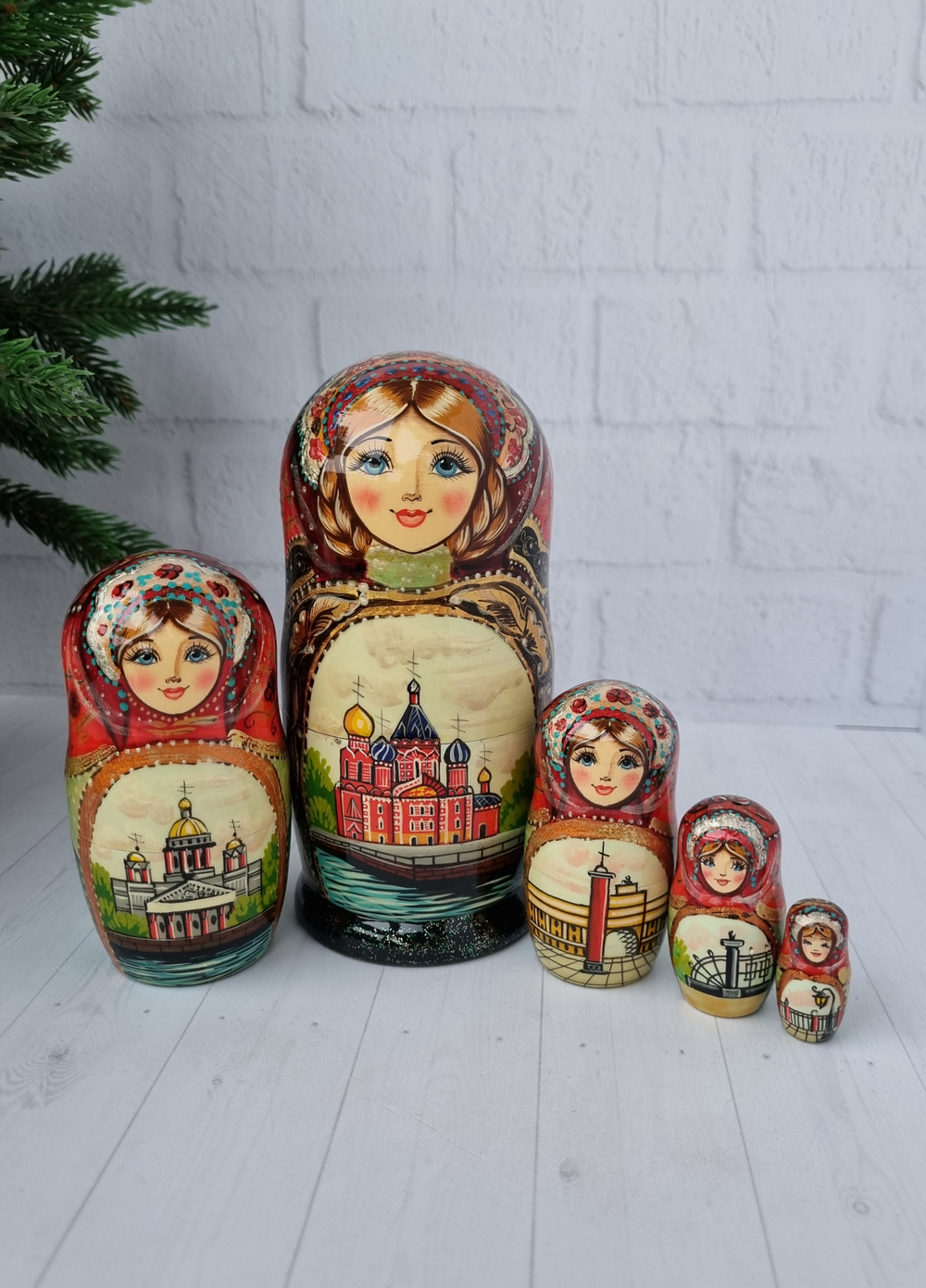 Матрешка "Виды города" 5 мест 15см