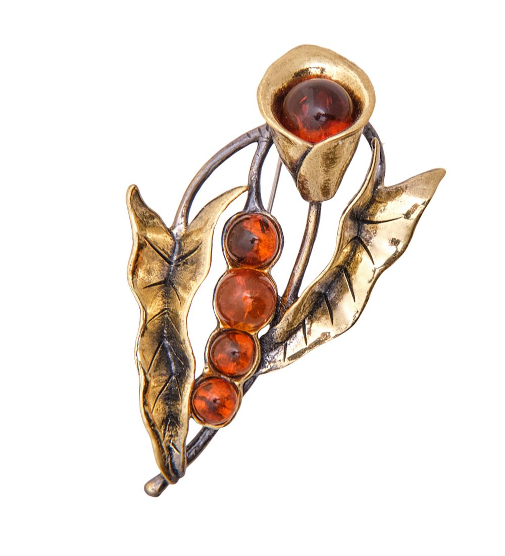 AM-3513 Брошь «Цветок Белокрыльник» (латунь, янтарь)