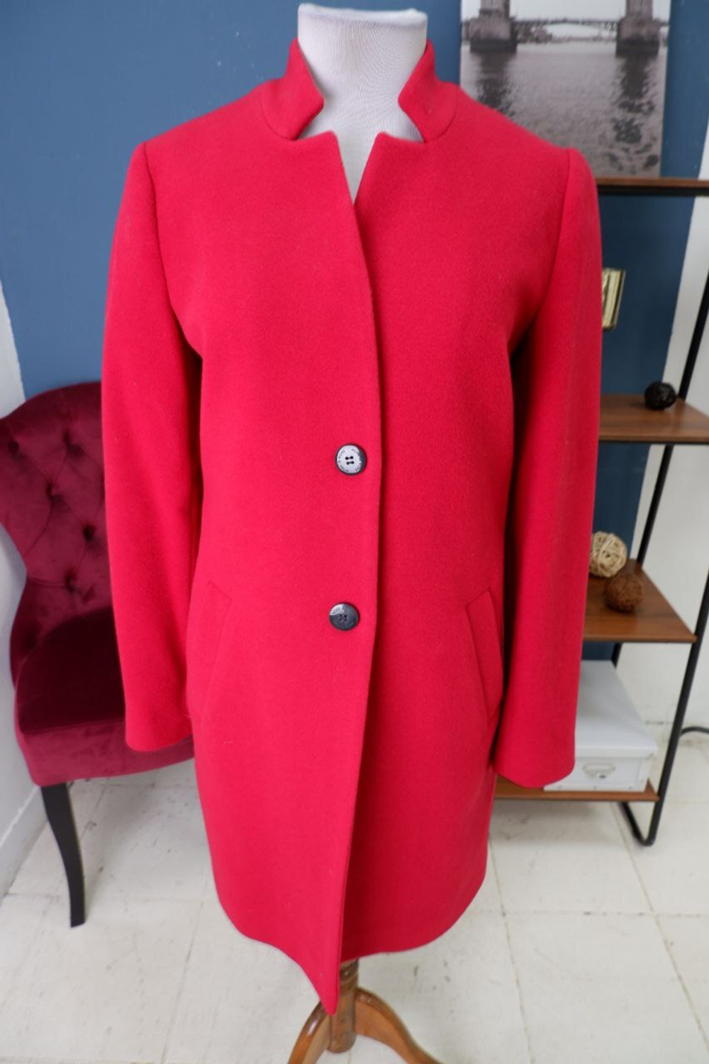 Пальто More&More яркое 42 размер