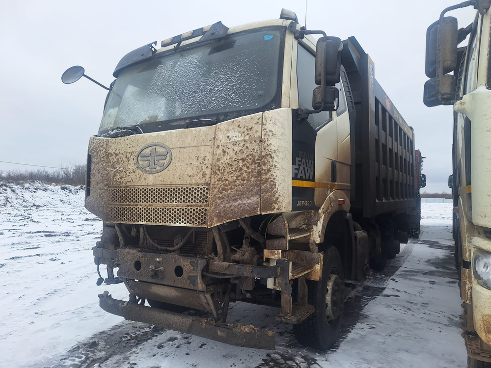 FAW J6 6x4 Самосвал J6 (Дизельный, 8,6 л, 390 л.с., МТ)