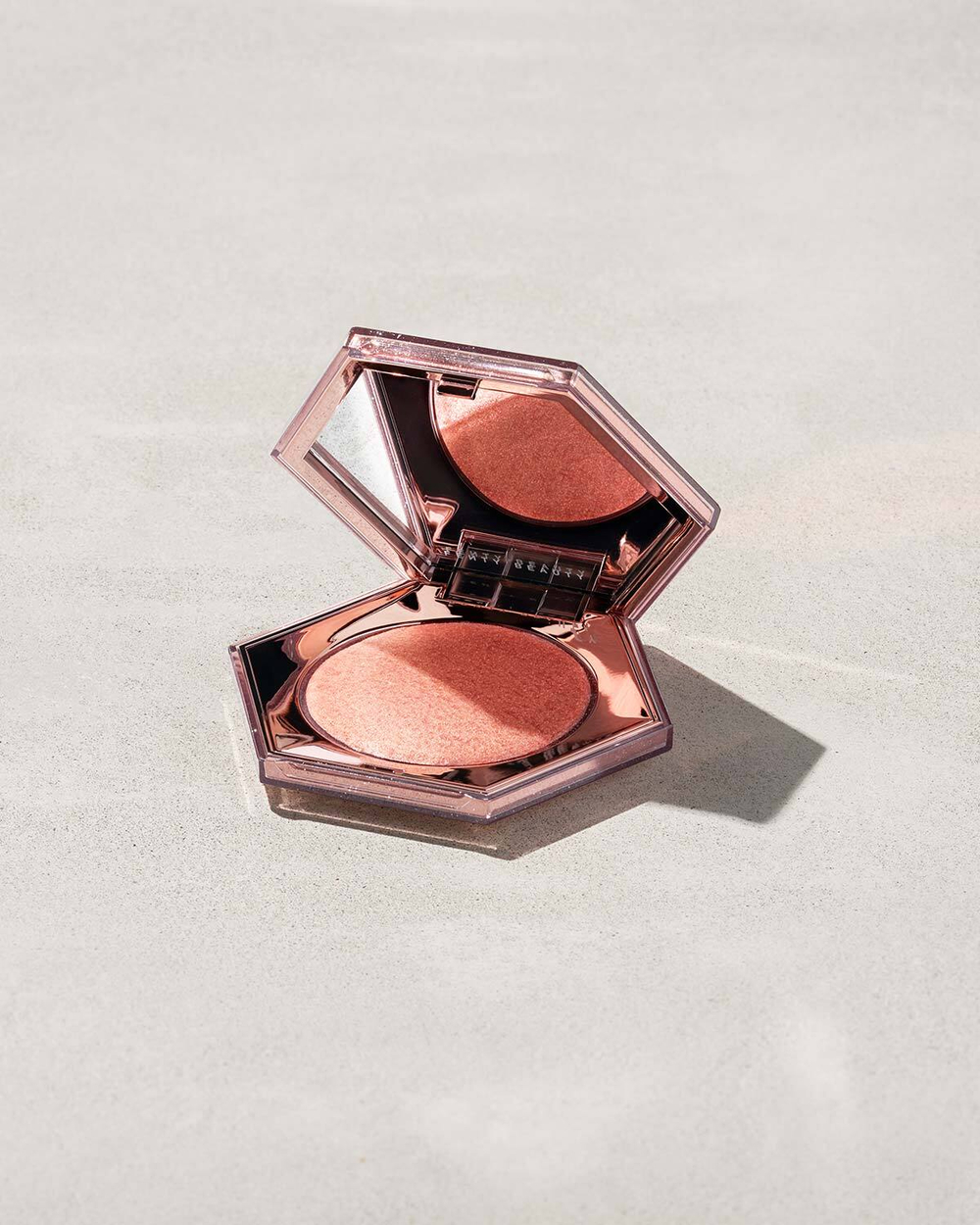 FENTY BEAUTY Rose Rave Хайлайтер для всего тела с алмазным напылением