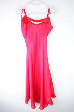 Платье Renny яркое с пайетками, визуально на 40 размер