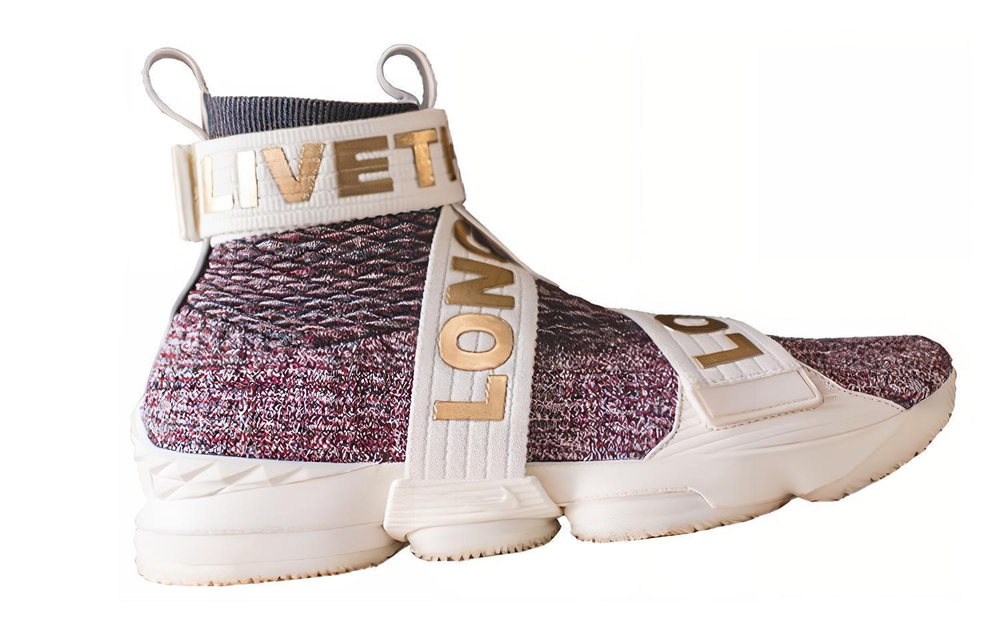Кроссовки Nike Lebron 15 Lifestyle Kith Stained Glass