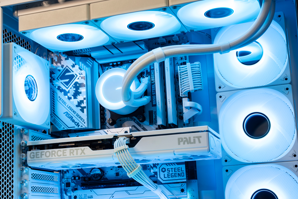 Компьютер Ryzen 7 7700X + RTX 5080 16Gb