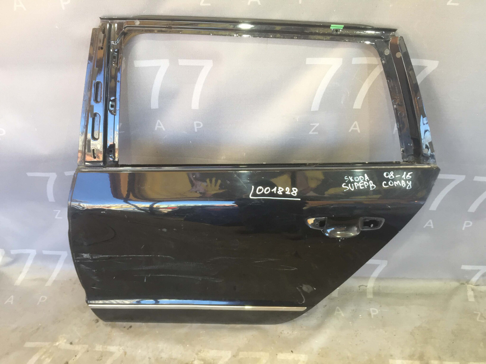 Дверь задняя левая Универсал Skoda Superb 2  Б/У Оригинал 3T9833051