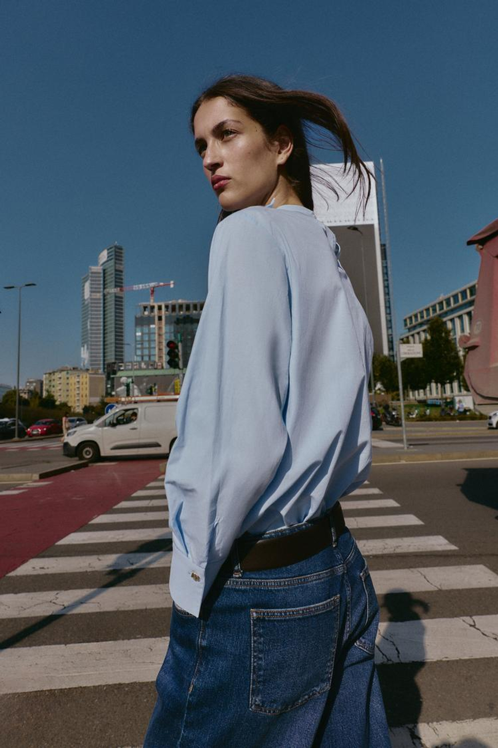 ZARA БЛУЗКА ИЗ ПОПЛИНА С ЗАВЯЗКОЙ, ГОЛУБОЙ