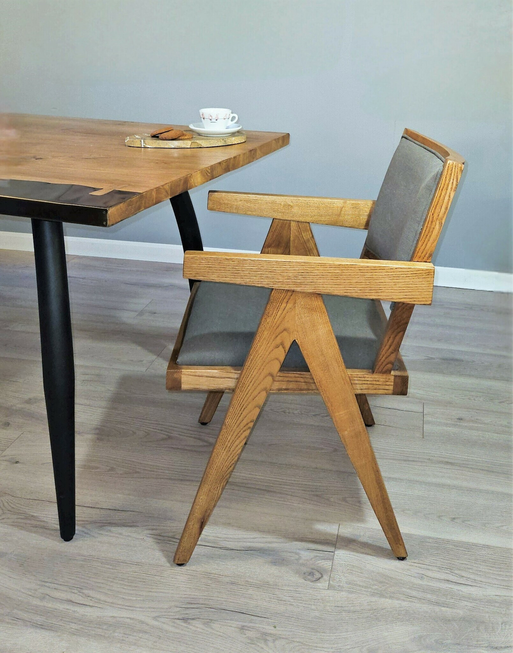 Кресло Aristide Canvas Armchair