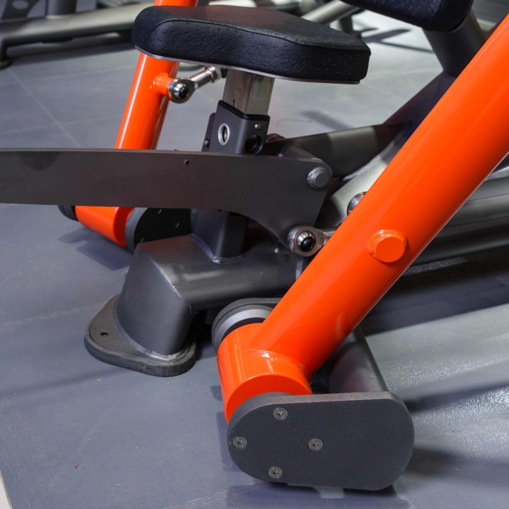 T905 Жим от груди