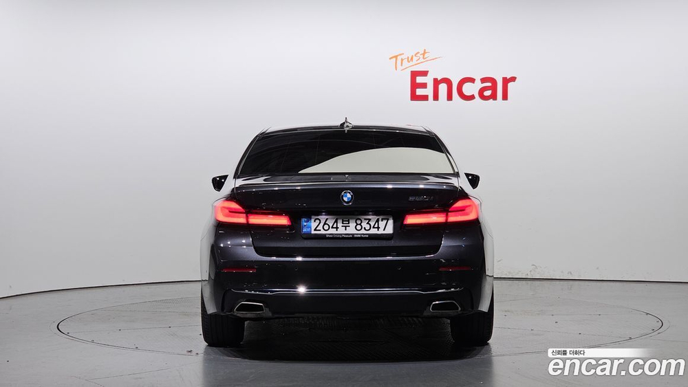 BMW 5 Series (G30) 520i Luxury (04.2022)