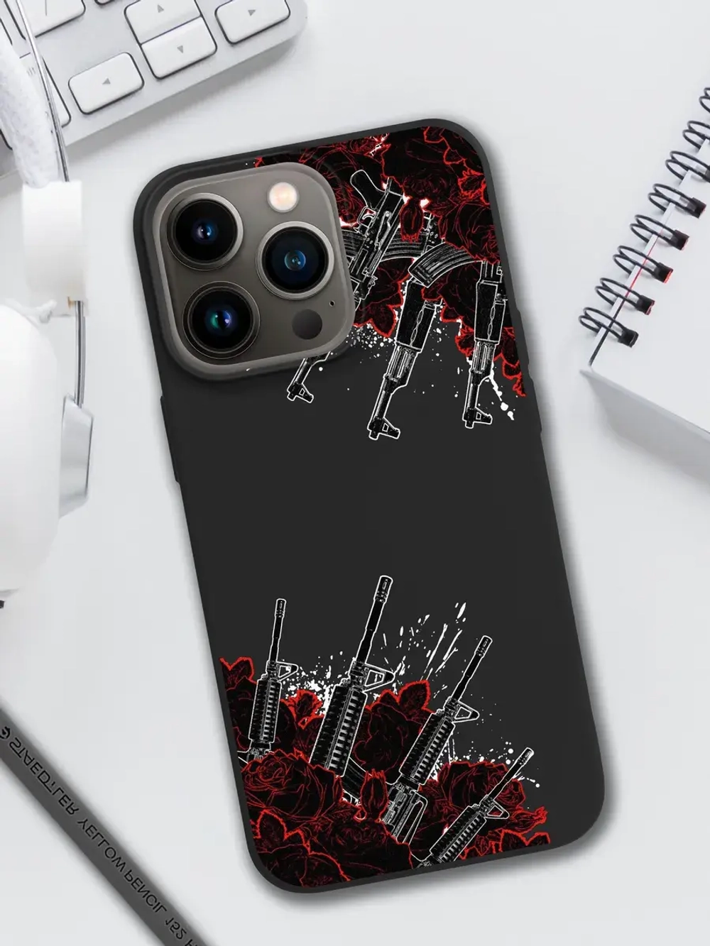 Чехол на iPhone 15 Pro с принтом