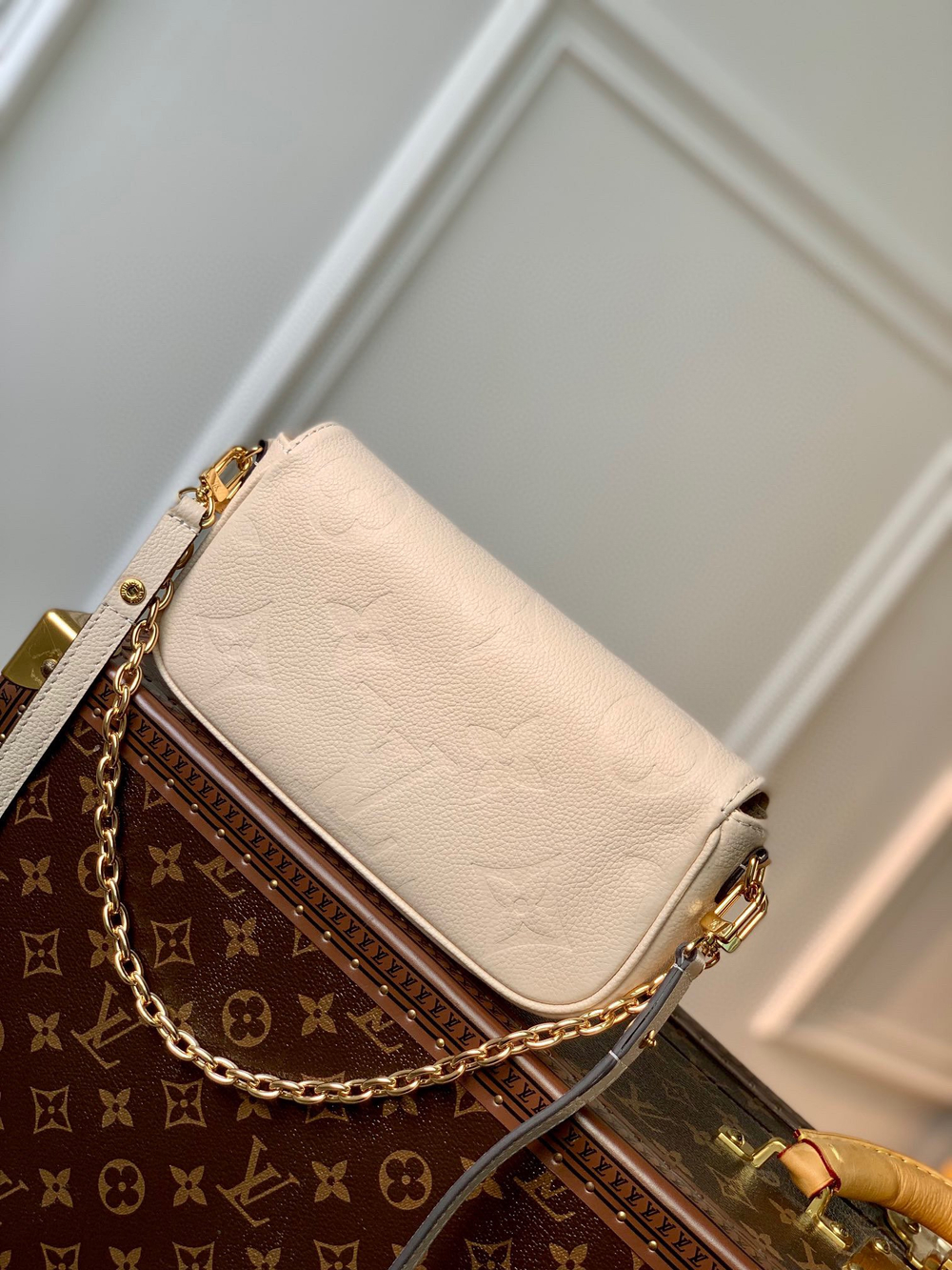 Louis Vuitton Wallet On Chain Ivy