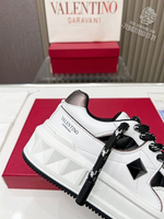Кроссовки Valentino
