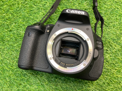 Canon 600D kit 18-55mm 3.5-5.6 IS II 1.500 кадров