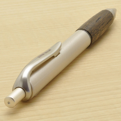 Гелевая ручка Mitsubishi Pure Malt UMN-515 тёмное дерево