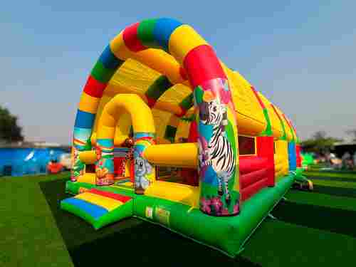 Коммерческий надувной батут «Страна Сафария» с крышей, 13*8*6 м