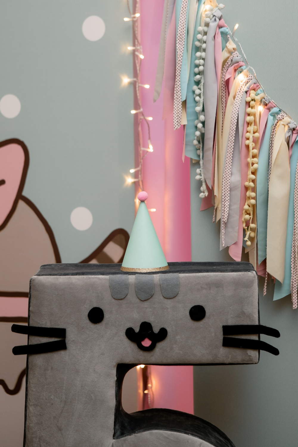 Mint Pusheen Party
