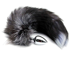 Серебристая анальная пробка с темным лисьим хвостом Black & White Fox Tail Size M (Цвет: серебристый с черным)