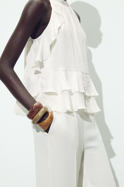 ZARA КОРОТКИЙ ТОП С ОБОРКАМИ, БЕЛЫЙ