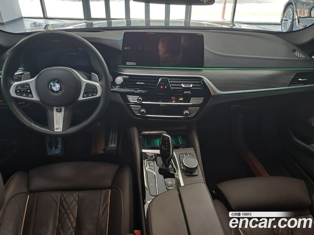 BMW 5 Series (G30) 530i M Sports (01.2021)