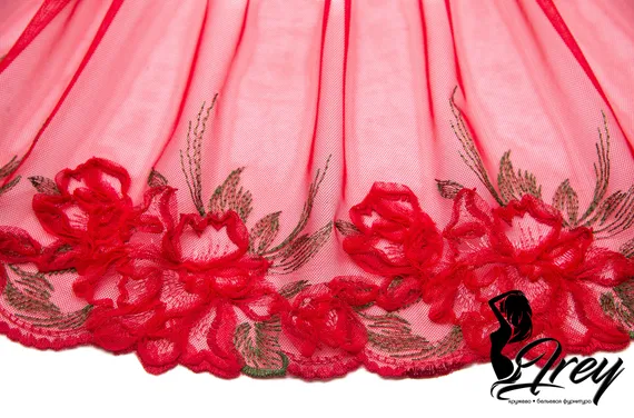 05-79 Вышивка на неэл. сетке 20 см, красный/зеленый (левая)