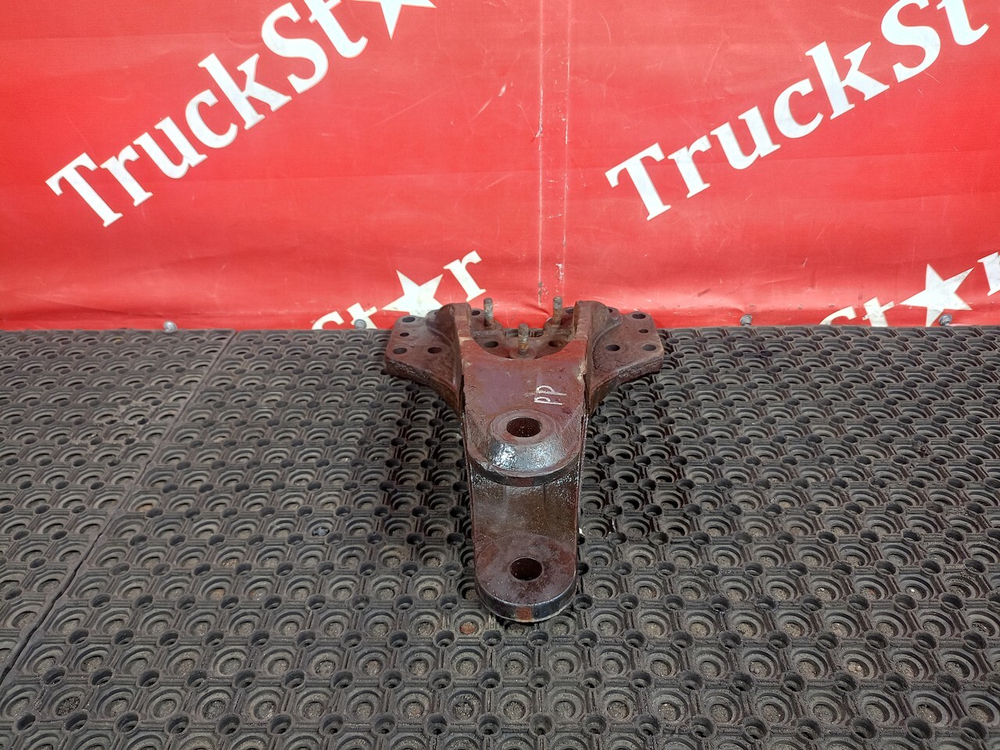 Кронштейн полурессоры задний