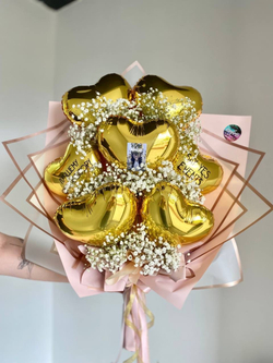 Букет из сердец с цветами №1348