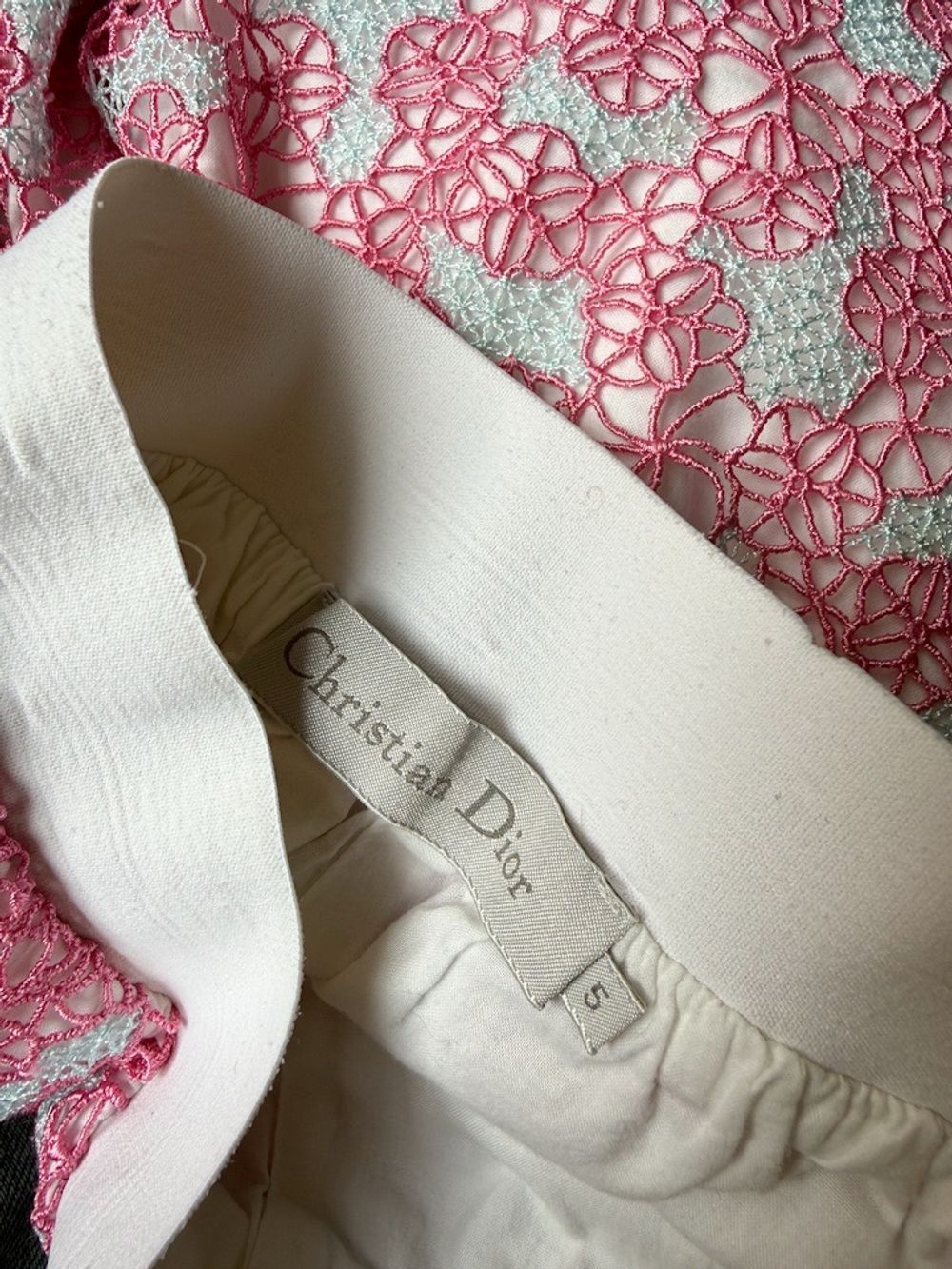 Шорты Christian Dior, 110