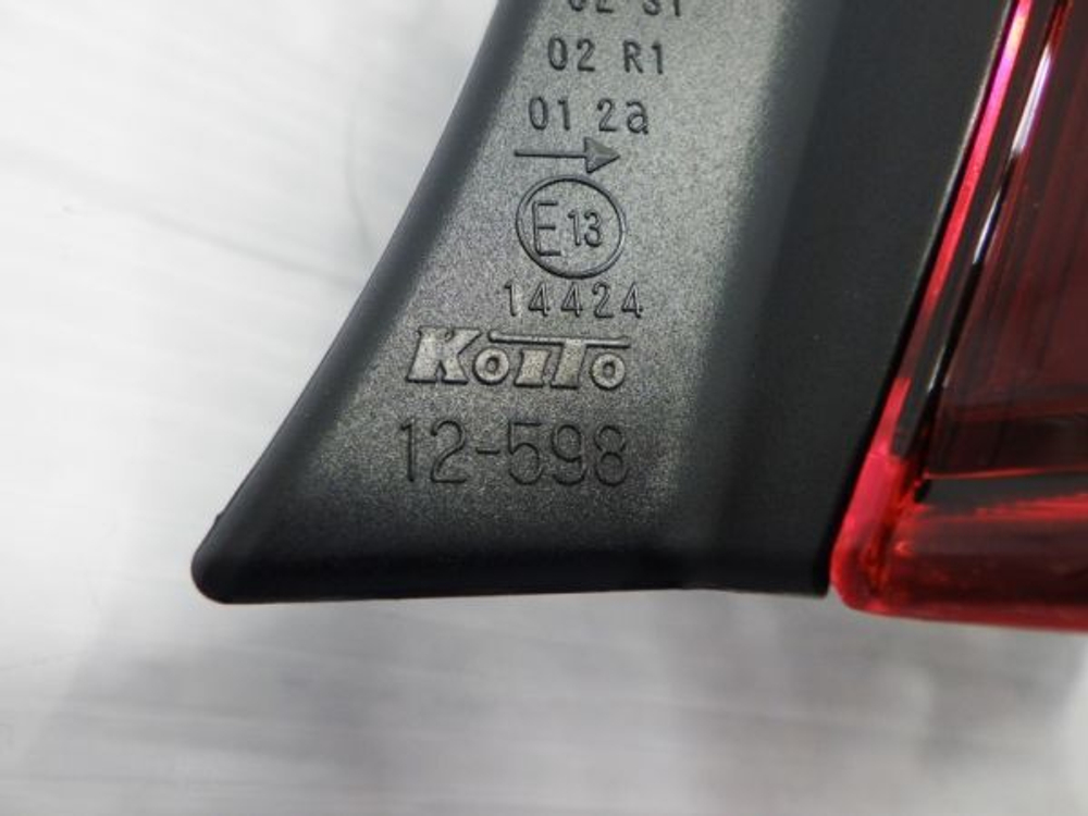 стоп правый Toyota Corolla Axio NZE161 165 12-598