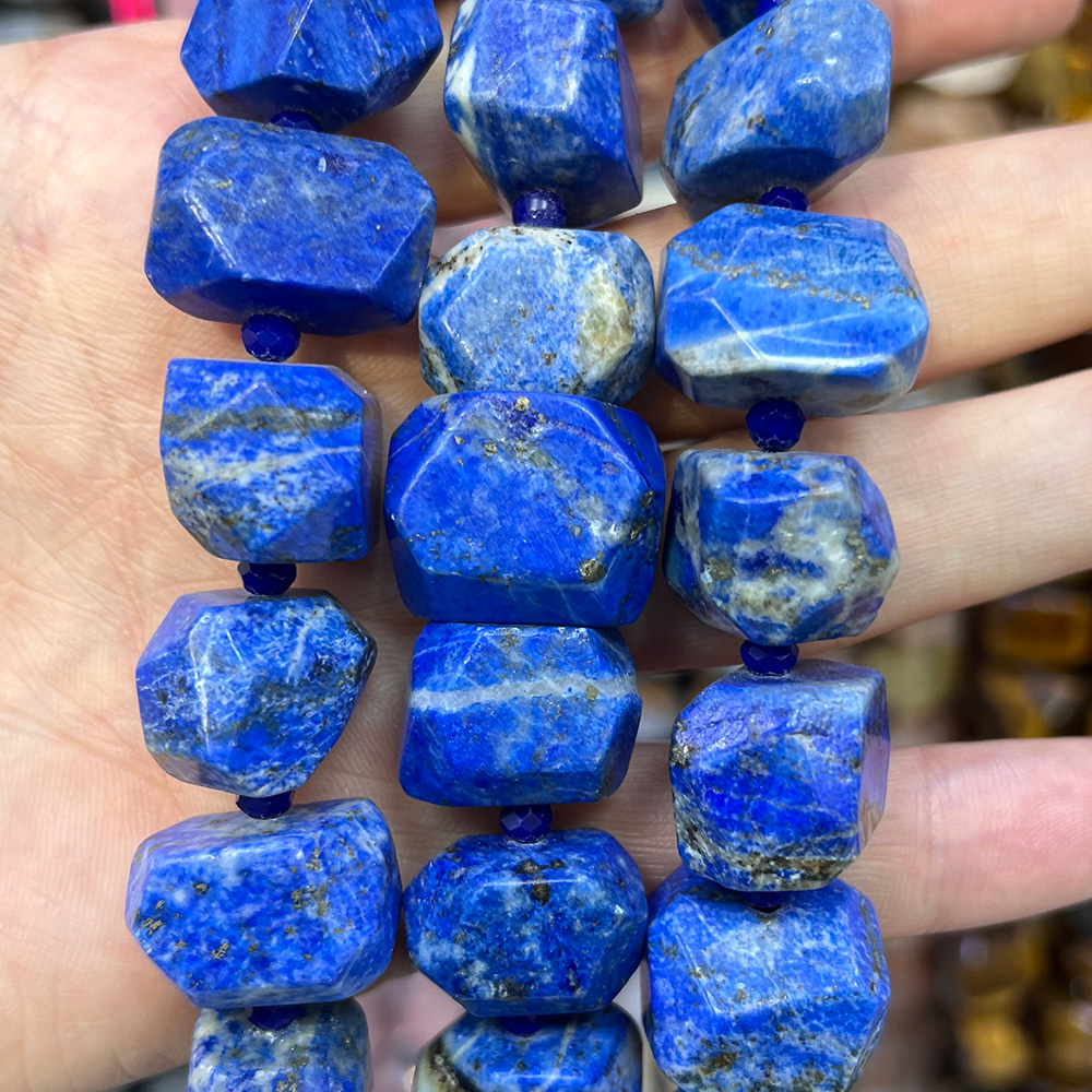 Лазурит бусины 18х13 мм, крупная грань, нитка 38 см