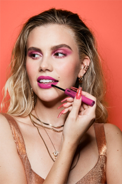 NYX Professional Makeup Shine Loud High Shine Lip Color - Жидкая помада с высоким блеском, 6,5 ml