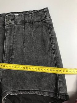 Шорты Bershka джинсовые с высокой посадкой для эффекта длинных ног 40-42 размер