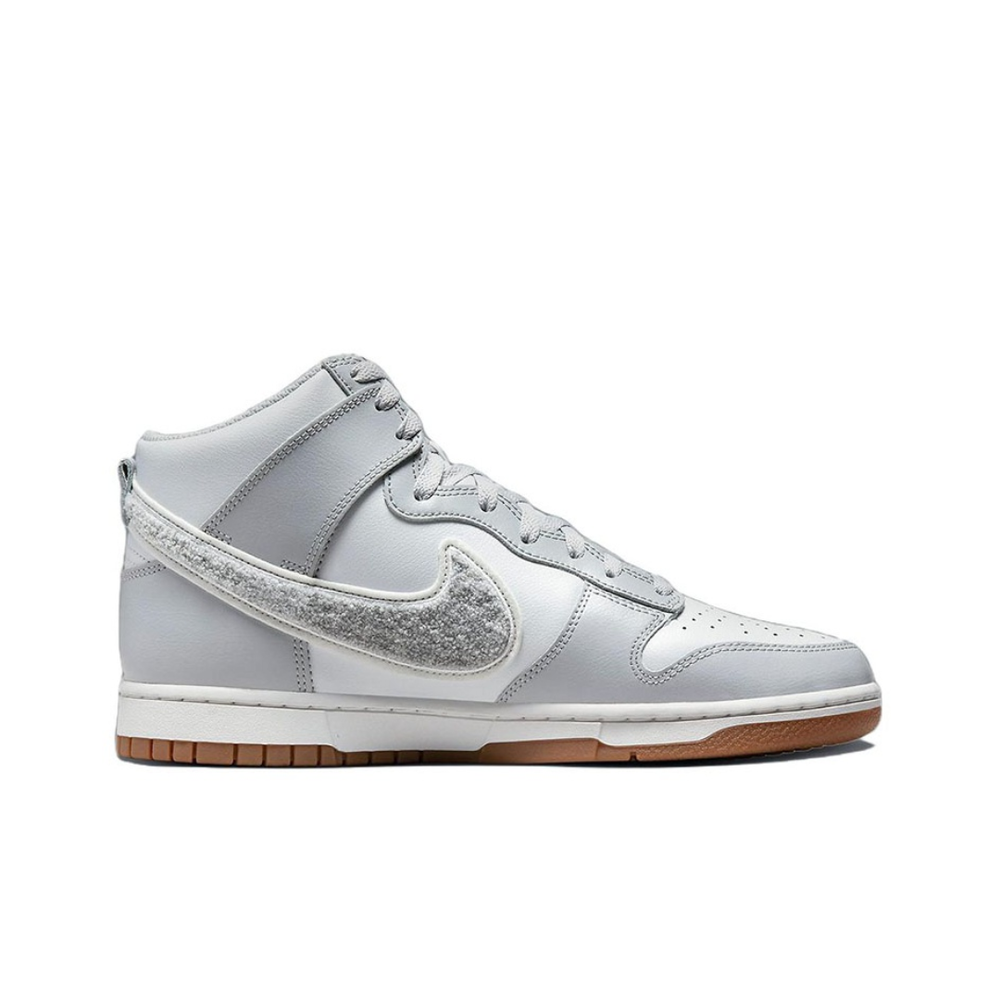 Кроссовки Nike Dunk High 'Chenille Swoosh - Light Smoke Grey' DR8805-003