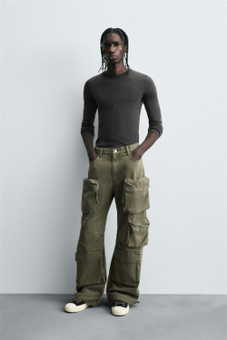 ZARA ДЖИНСОВЫЕ БРЮКИ КАРГО С КАРМАНАМИ, ЗЕЛЕНЫЙ