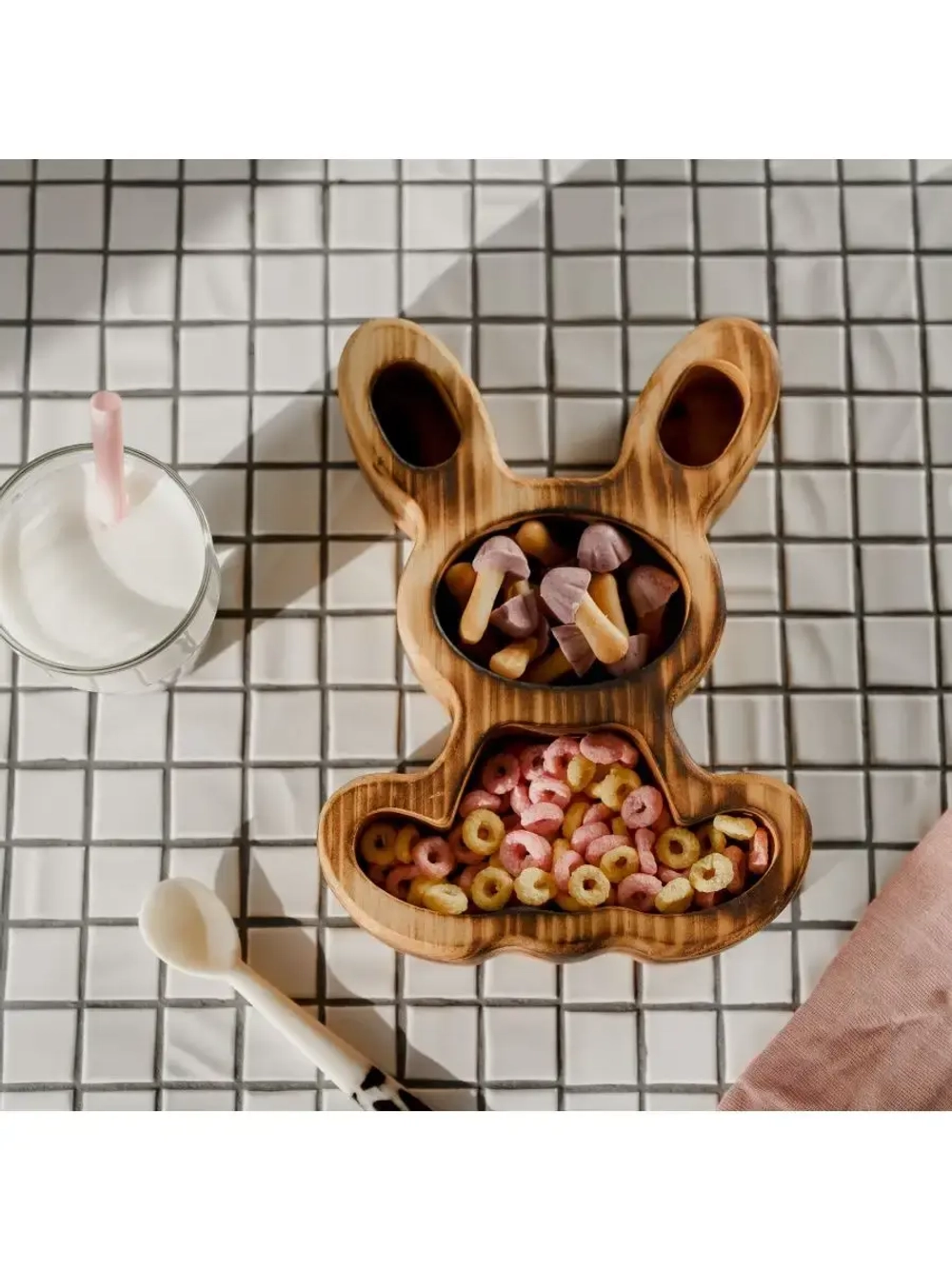 Менажница "Зайчик" из Сибирского кедра