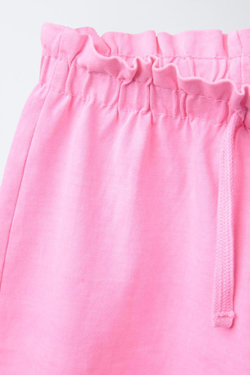 ZARA КОМПЛЕКТ ИЗ ФУТБОЛКИ И ШОРТОВ-БЕРМУДОВ С ПРИНТОМ, РОЗОВЫЙ