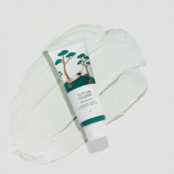 Пенка с экстрактом сосны и центеллы для проблемной кожи Round Lab Pine Calming Cica Cleanser