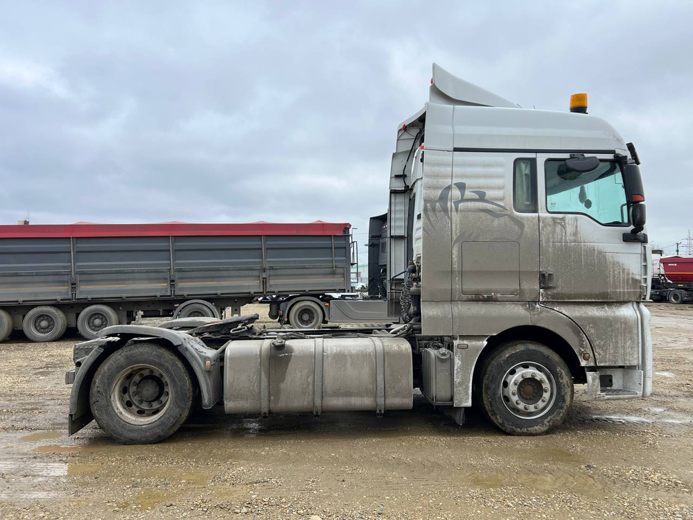 SITRAK C7H 4x2 Седельный тягач ZZ4186V361HE (Дизельный, 12,4 л, 480 л.с., АТ)