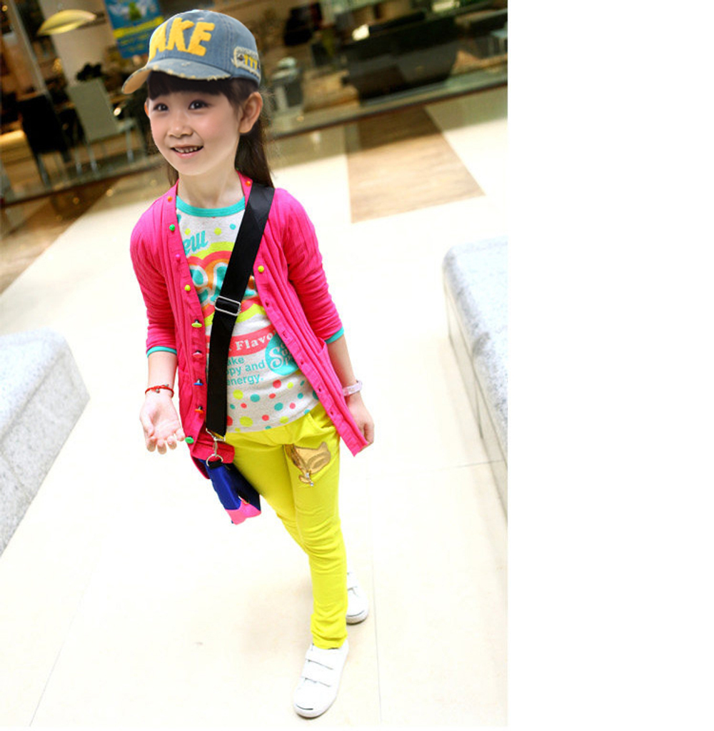 Брюки детские однотонные с аппликациями и карманами