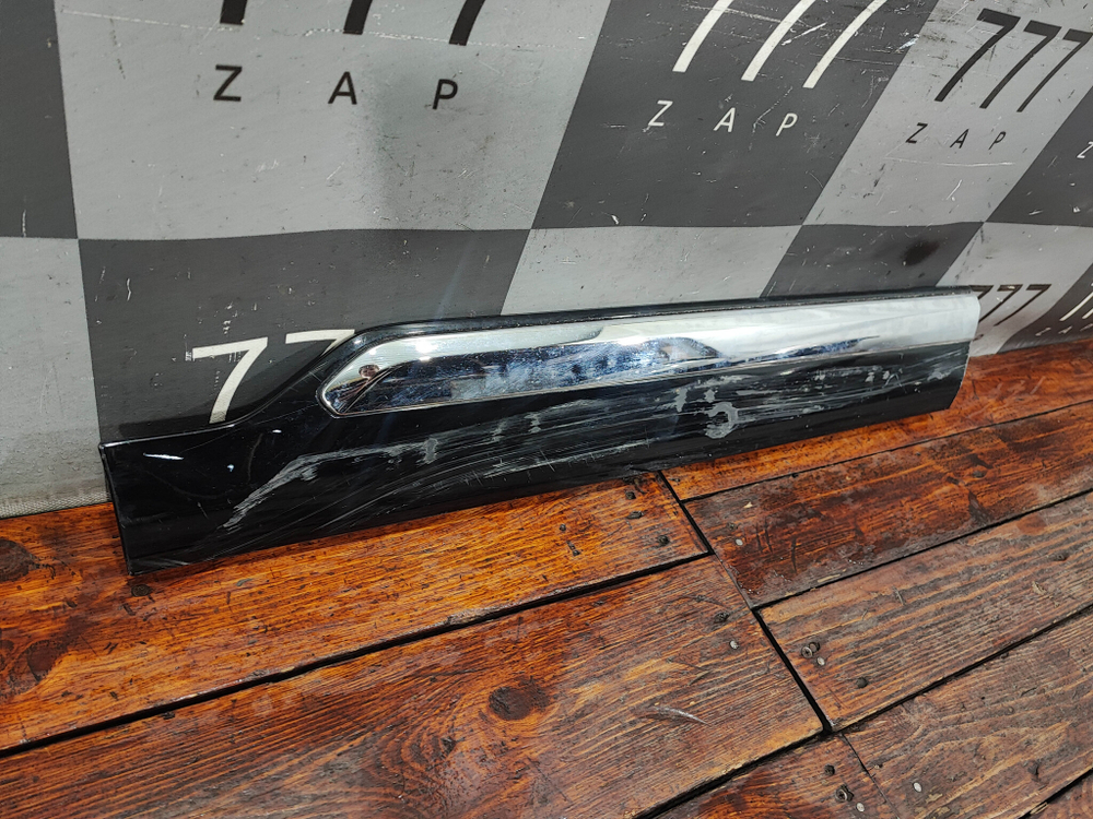 Накладка двери задней правой Volvo XC90 2 14-19 Б/У Оригинал 39843060