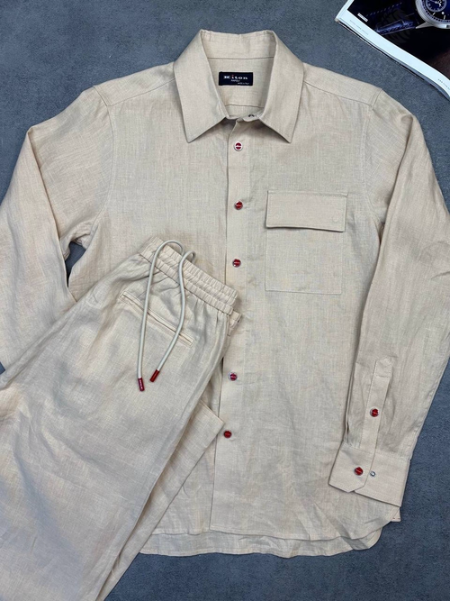 Льняной костюм Kiton