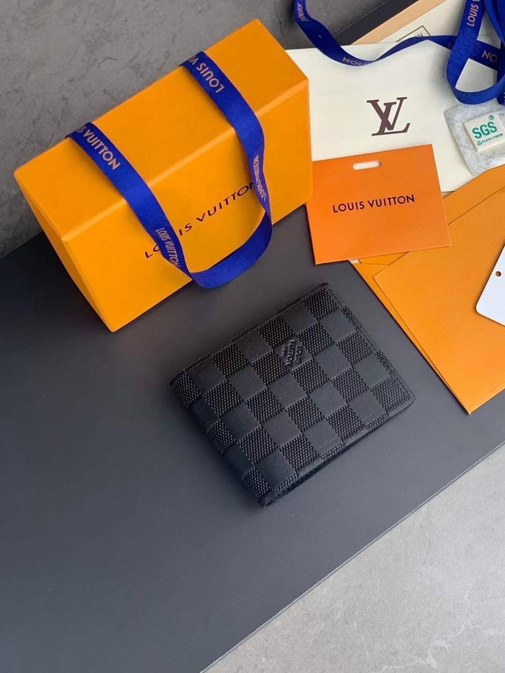 Кошелёк Louis Vuitton