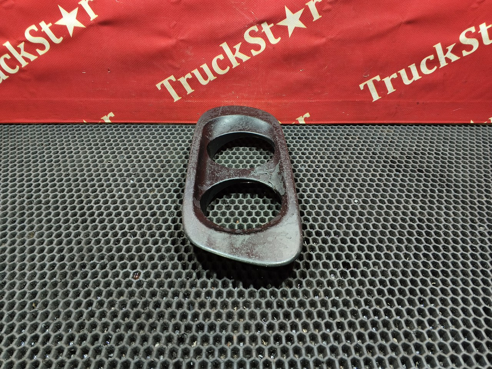 Облицовка ПТФ левая