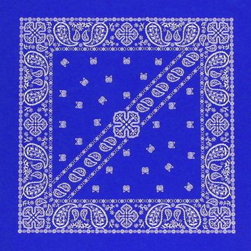 Бандана василек с белыми огурцами диагональ