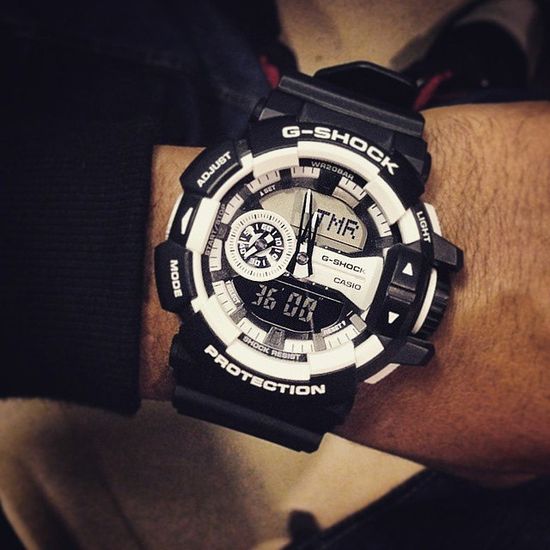 Наручные часы Casio G-Shock GA-400-1ADR