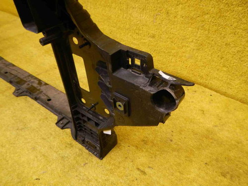 Телевизор Genesis G70 (2017-2021)