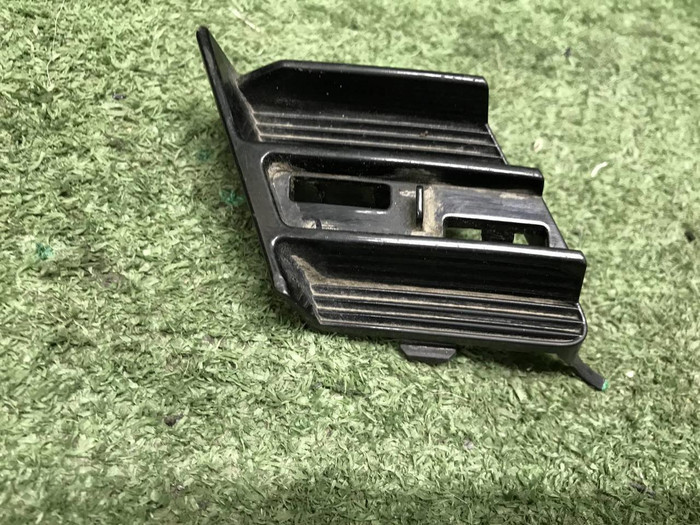 Заглушка буксировочного крюка Jetour Dashing 22-нв