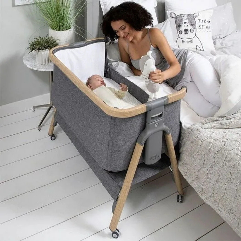 Колыбель приставная Tutti Bambini CoZee c колёсами GTD Oak/Charcoal