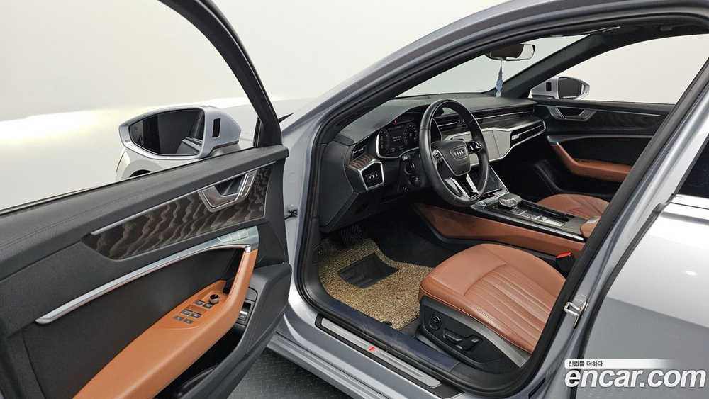 Audi A6 (C8) 45 TFSI Premium (09.2020)